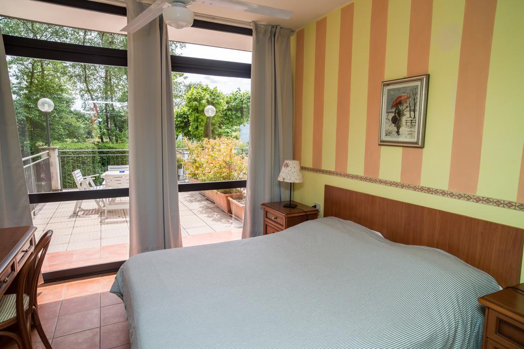 Madonna Della Neve Hotell Pettenasco Eksteriør bilde