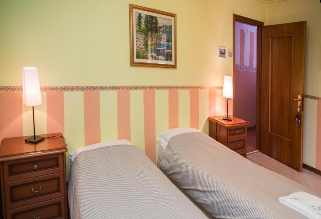 Madonna Della Neve Hotell Pettenasco Eksteriør bilde