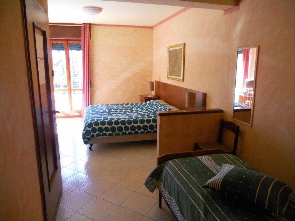 Madonna Della Neve Hotell Pettenasco Rom bilde
